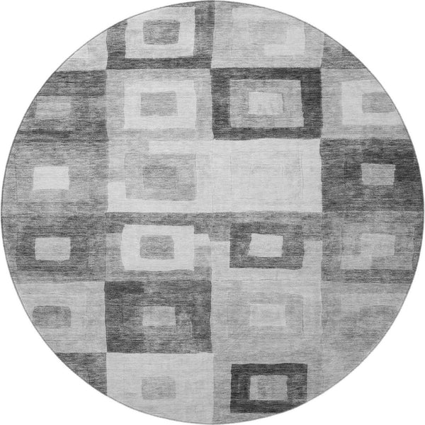 HomeRoots 8' Gray And Silver Geometric Round Rug - Washable, UV-Protected, Stylish for Indoor & Outdoor Spaces 686684