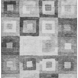 HomeRoots 8' X 10' Gray and Silver Geometric Area Rug - Washable, UV Protected, Stain Resistant for Modern Homes 686685