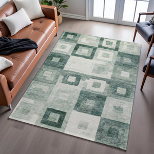 HomeRoots 8' X 10' Green & Ivory Geometric Area Rug - Washable, UV-Protected, Stylish for Homes & Patios 686691
