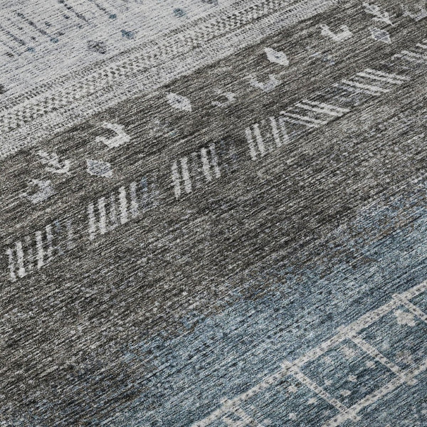 HomeRoots 8' Blue Brown and Silver Geometric Round Rug - Washable, UV Protected, Stain Resistant for High Traffic 686774