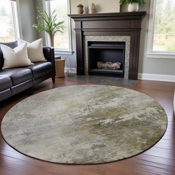 HomeRoots 8' Wheat Ivory and Taupe Abstract Round Rug - Washable, UV-Protected, Stain-Resistant, Stylish Decor 687086