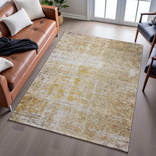 HomeRoots 8' X 10' Gold Ivory Beige Geometric Area Rug - Washable, Stain Resistant & UV Protected for Homes 688085