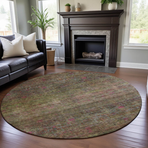 HomeRoots 8' Artichoke Green & Pink Abstract Round Rug - Washable, UV Protected, Perfect for High-Traffic Homes 688114