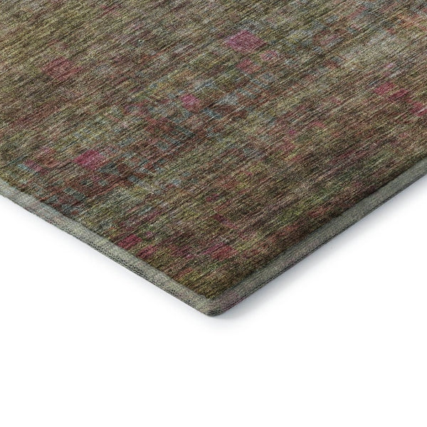 HomeRoots 8' Artichoke Green & Pink Abstract Round Rug - Washable, UV Protected, Perfect for High-Traffic Homes 688114