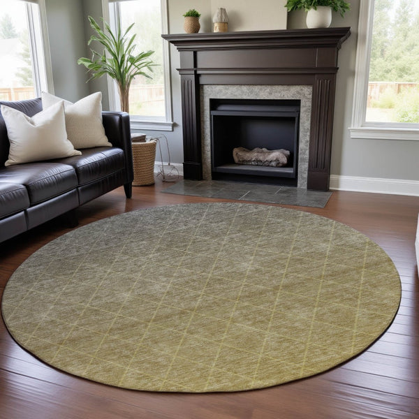 HomeRoots 8' Gold Beige And Taupe Geometric Round Rug - Washable, UV-Protected, Stain-Resistant Design for Homes 688168