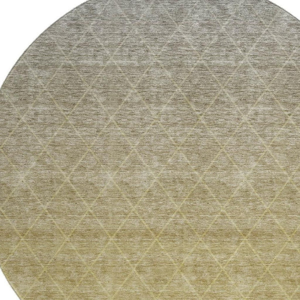 HomeRoots 8' Gold Beige And Taupe Geometric Round Rug - Washable, UV-Protected, Stain-Resistant Design for Homes 688168