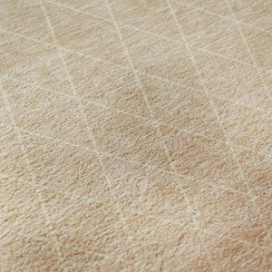HomeRoots 8' Salmon and Beige Geometric Round Rug - Washable, UV-Protected, Durable, Perfect for Family Homes 688180