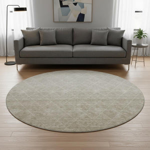 HomeRoots 8' Taupe and Beige Geometric Round Rug - Washable, UV Protected, Perfect for Stylish Living Spaces! 688186