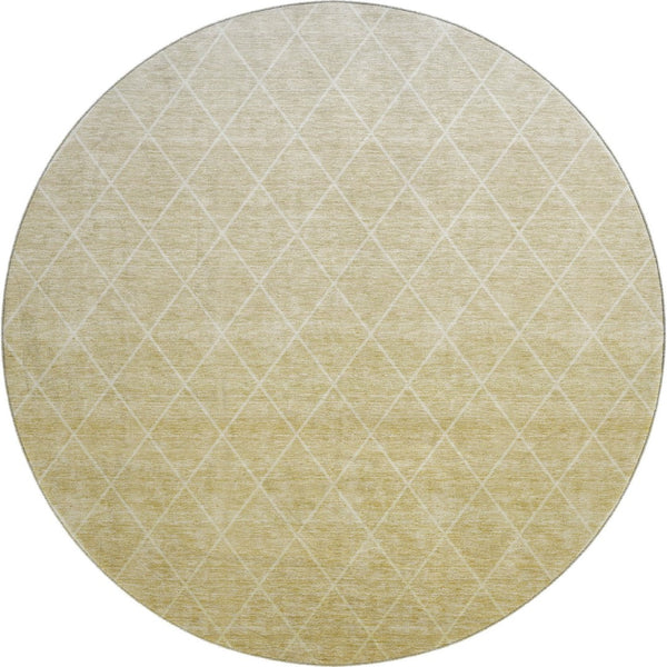 HomeRoots 8' Wheat and Ivory Geometric Washable Round Rug with Stain Resistance and UV Protection for Homes 688198