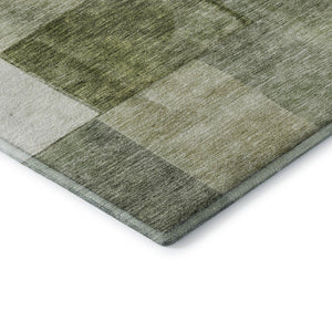 HomeRoots 5' X 8' Sage Beige & Gray Geometric Area Rug - Washable, UV Protected & Durable for Modern Living Spaces 688245