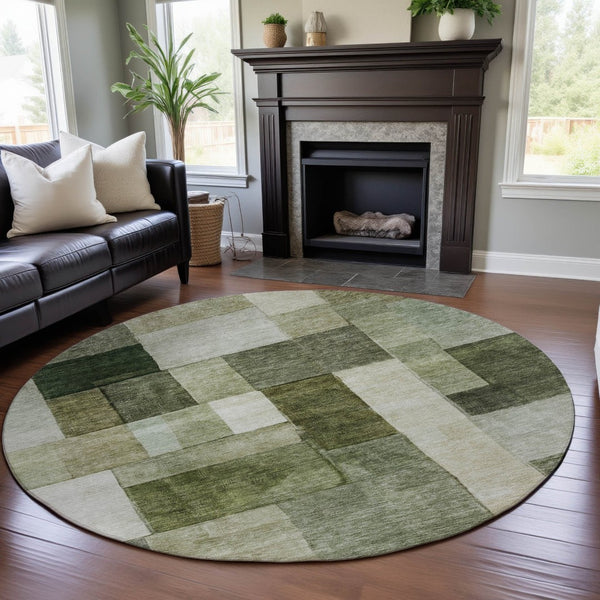 HomeRoots 8' Sage Beige and Gray Geometric Round Rug - Washable, UV-Protected, Durable, Family-Friendly Design 688246
