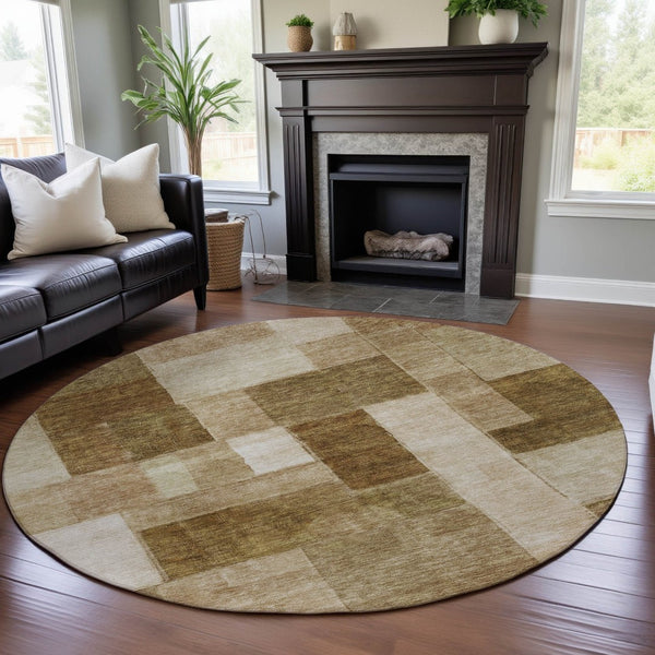 HomeRoots 8' Modern Geometric Washable Round Rug in Terra Cotta, Beige & Copper - Durable, UV Protected Style 688252