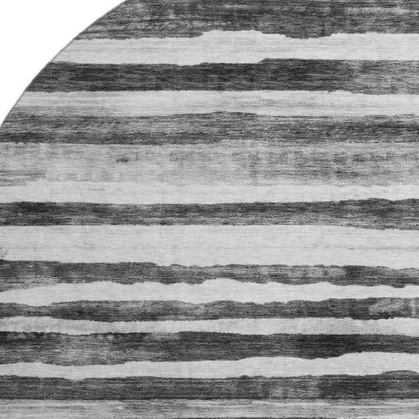 HomeRoots 8' Stylish Charcoal and Ivory Striped Washable Round Rug - UV Protected & Family-Friendly Design 688258