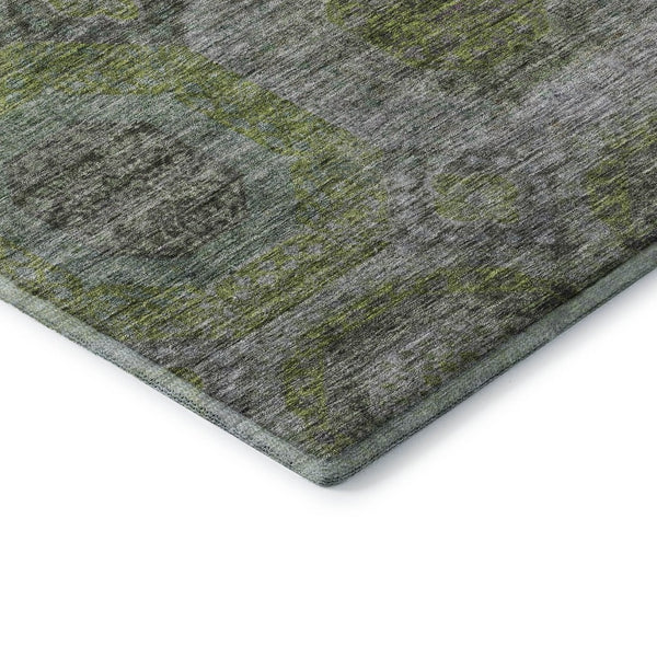 HomeRoots 8' Washable Geometric Round Rug in Olive Green, Gray & Silver - UV Protected for High-Traffic Areas 688561