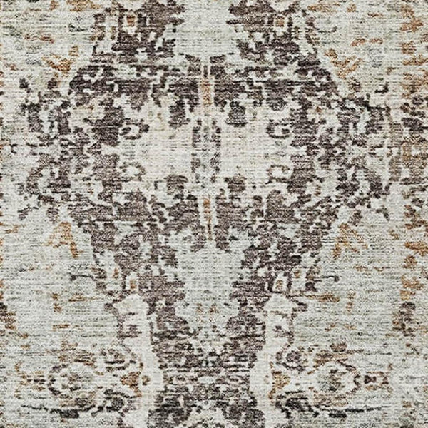 HomeRoots 8' Stylish Linen Gray & Silver Abstract Round Rug - Washable, UV Protected, Durable for Homes 688573
