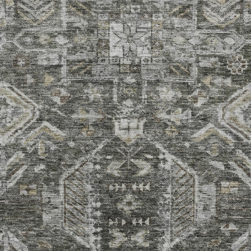 HomeRoots 5' X 8' Washable Pewter & Silver Medallion Area Rug - Perfect for Indoor & Outdoor Spaces, Durable Design 688664