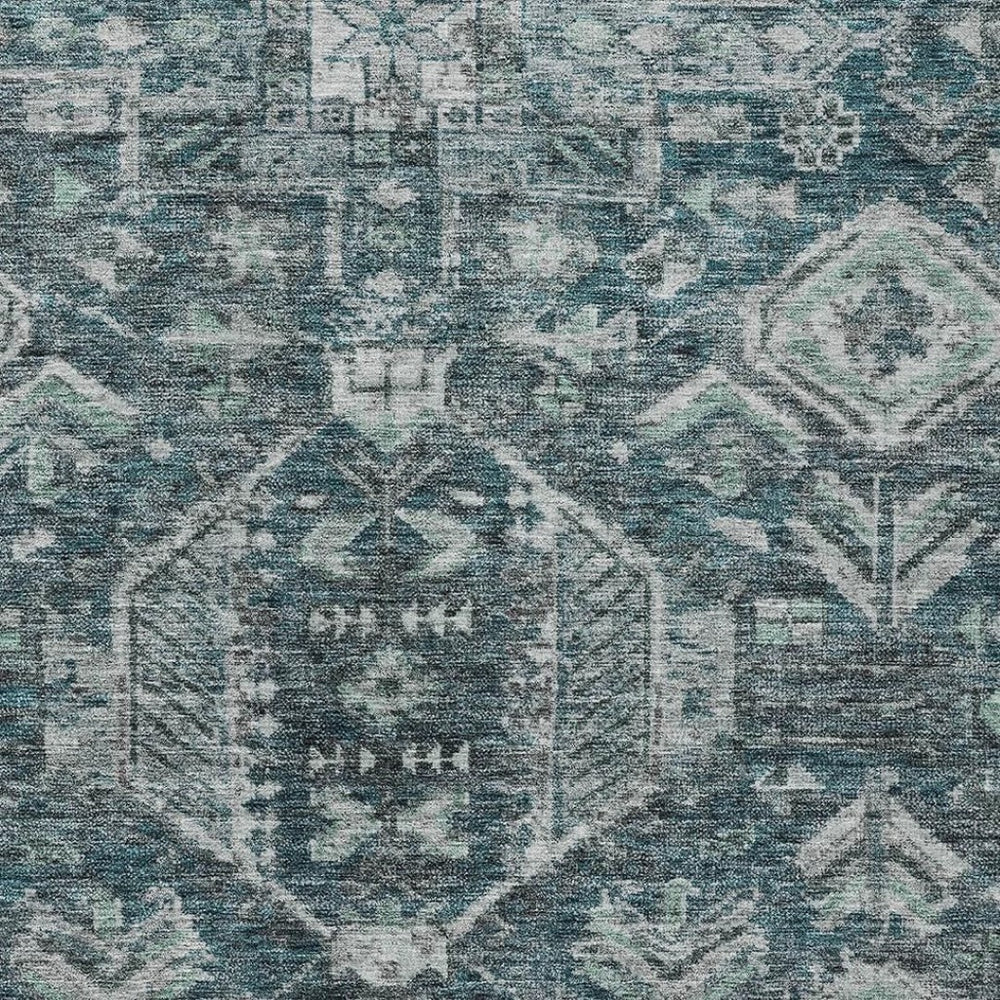 HomeRoots 5' Teal Blue & Silver Medallion Area Rug - Durable, Washable Indoor/Outdoor Design for All Spaces 688670