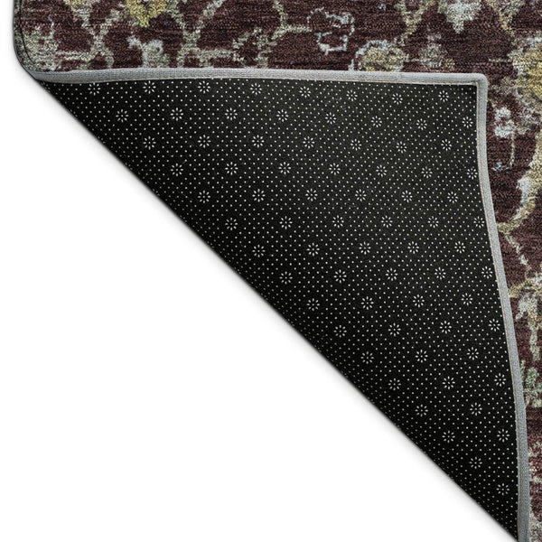 HomeRoots 5' Elegant Burgundy and Gray Damask Area Rug - Washable, Durable for Indoor & Outdoor Spaces 688772