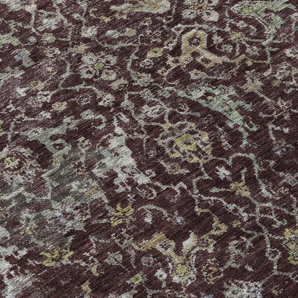 HomeRoots 5' Elegant Burgundy and Gray Damask Area Rug - Washable, Durable for Indoor & Outdoor Spaces 688772