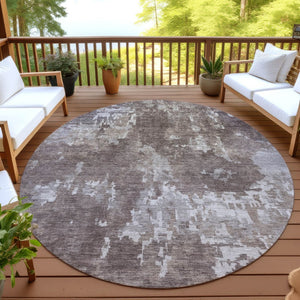 HomeRoots 8' Brown and Ivory Round Abstract Rug - Stylish, Washable, Durable for Indoor & Outdoor Spaces! 688845