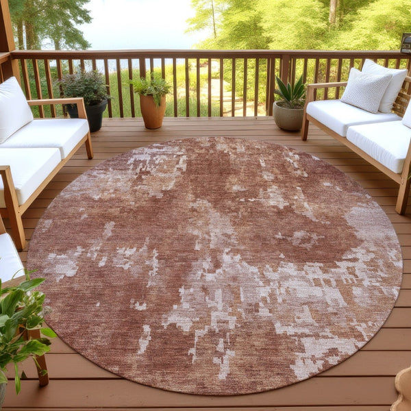 HomeRoots 8' Copper And Ivory Round Area Rug - Modern Abstract Washable Design for Indoor & Outdoor Spaces 688851