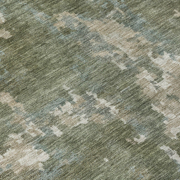HomeRoots 8' Fern Green and Beige Round Abstract Rug - Stylish, Washable Design for Indoor and Outdoor Spaces 688857