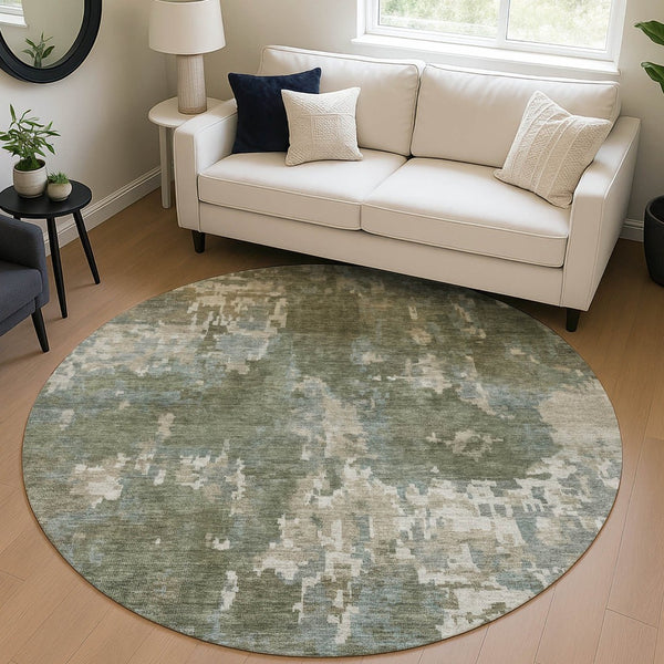 HomeRoots 8' Fern Green and Beige Round Abstract Rug - Stylish, Washable Design for Indoor and Outdoor Spaces 688857