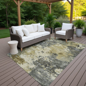 HomeRoots 9' X 12' Stylish Pewter and Gold Abstract Washable Area Rug for Indoor/Outdoor Versatility 688979