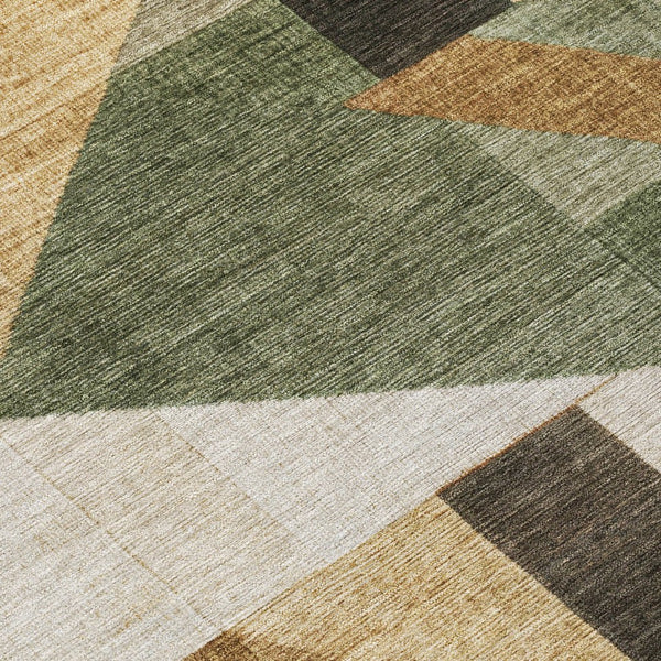 HomeRoots 8' Round Geometric Area Rug in Fern Green, Beige & Ivory - Washable for Indoor/Outdoor Use! 689049