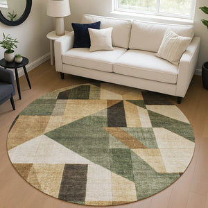 HomeRoots 8' Round Geometric Area Rug in Fern Green, Beige & Ivory - Washable for Indoor/Outdoor Use! 689049