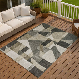 HomeRoots 10' X 14' Stylish Pewter & Ivory Geometric Washable Rug for Indoor & Outdoor Versatility & Durability 689064