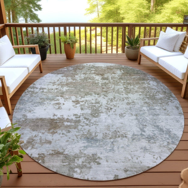 HomeRoots 8' Brown and Beige Abstract Round Area Rug - Washable, Durable Design for Indoor & Outdoor Use 689091
