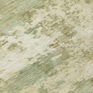 HomeRoots 8' Vibrant Lime Green & Beige Round Abstract Rug - Washable, Durable for Indoor & Outdoor Spaces 689097