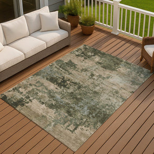 HomeRoots 5' Abstract Olive Green and Beige Washable Area Rug for Indoor/Outdoor High Traffic Spaces 689108