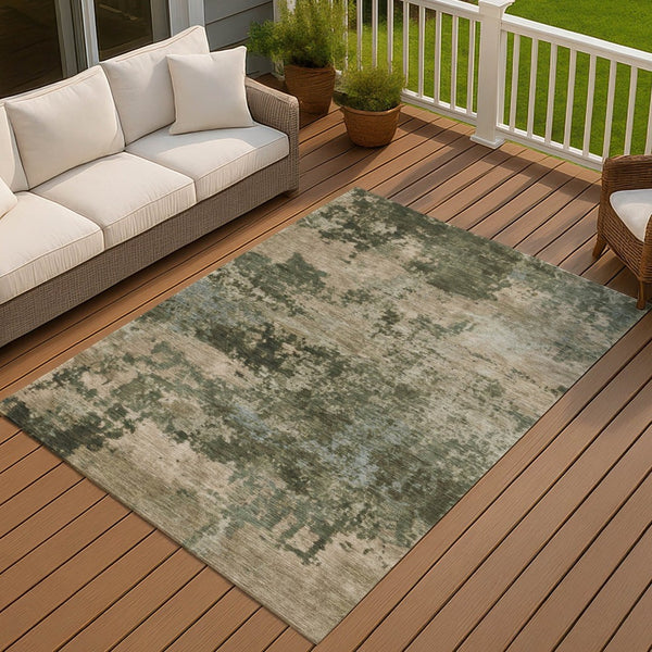 HomeRoots 5' Abstract Olive Green and Beige Washable Area Rug for Indoor/Outdoor High Traffic Spaces 689108
