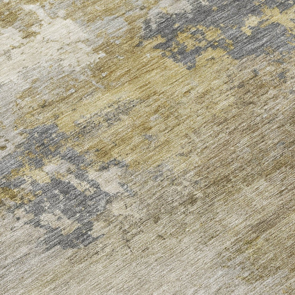 HomeRoots 8' Gray and Gold Round Abstract Area Rug - Durable, Washable, Stylish for Indoor and Outdoor Spaces 689169