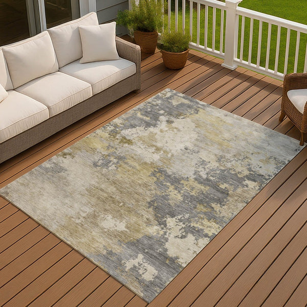 HomeRoots 10' Gray and Gold Abstract Area Rug - Stylish, Machine Washable Indoor/Outdoor Design for All Spaces 689172