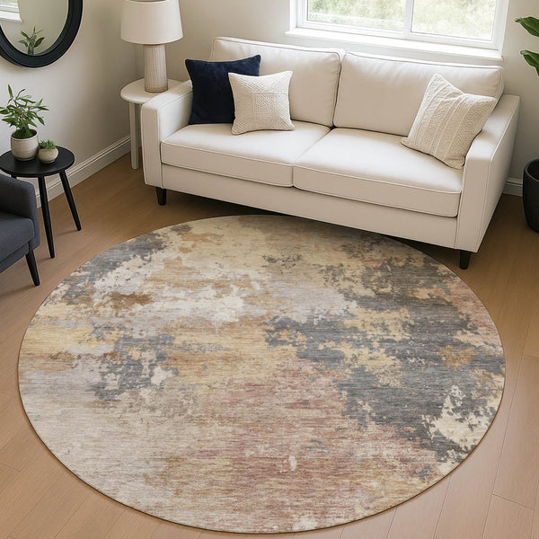 HomeRoots 8' Stylish Pewter and Gray Round Abstract Washable Area Rug for Indoor and Outdoor Spaces 689175