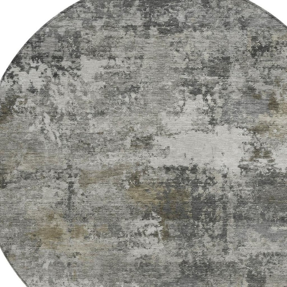 HomeRoots 8' Gray and Silver Abstract Round Area Rug - Durable, Washable Design for Indoor & Outdoor Spaces 689211