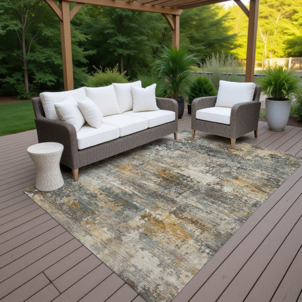 HomeRoots 5' Khaki and Gray Abstract Washable Area Rug - Stylish, Durable, Indoor/Outdoor for High-Traffic Spaces 689216