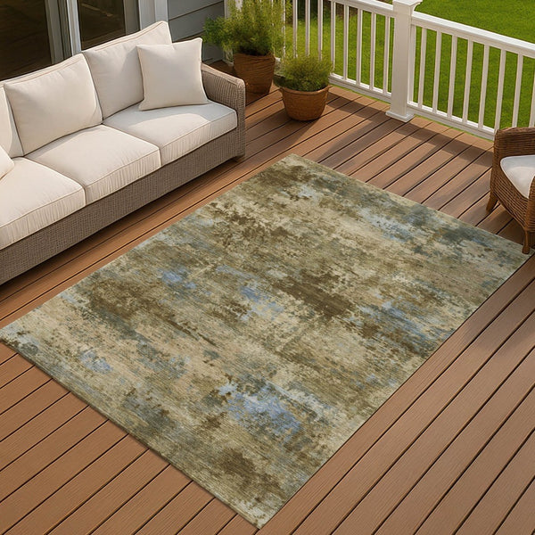 HomeRoots 5' Stylish Brown and Blue Abstract Area Rug - Washable, Durable, Perfect for Indoor & Outdoor Use! 689276