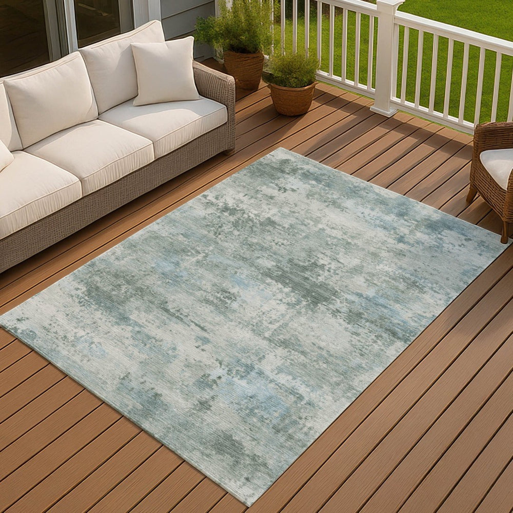 HomeRoots 5' Stylish Sage and Ivory Abstract Washable Area Rug – Perfect for Indoor and Outdoor Spaces! 689294