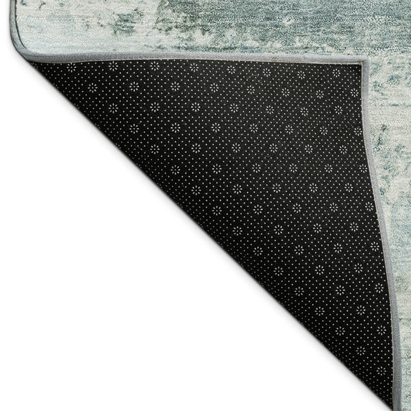 HomeRoots 5' Stylish Sage and Ivory Abstract Washable Area Rug – Perfect for Indoor and Outdoor Spaces! 689294