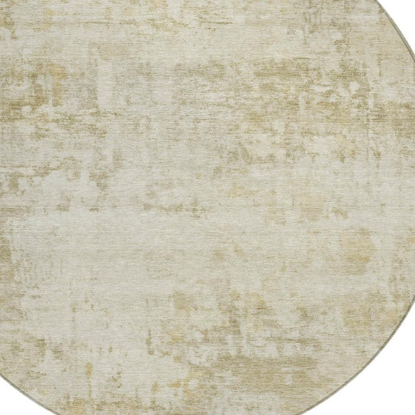 HomeRoots 8' Abstract Beige and Ivory Round Washable Area Rug for Indoor & Outdoor Spaces - Modern Style! 689331