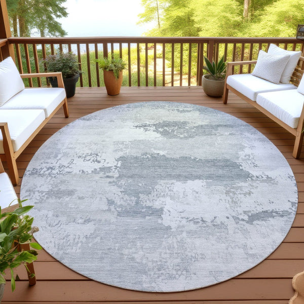 HomeRoots 8' Silver and Gray Round Abstract Area Rug - Durable, Washable, Indoor/Outdoor, Modern Geometric Design 689397