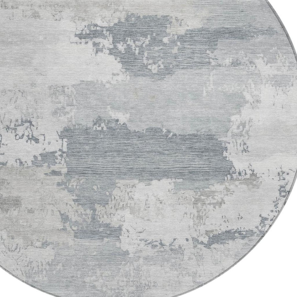 HomeRoots 8' Silver and Gray Round Abstract Area Rug - Durable, Washable, Indoor/Outdoor, Modern Geometric Design 689397