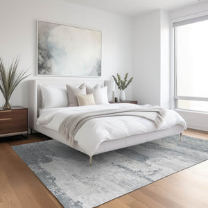 HomeRoots 9' Contemporary Silver and Gray Abstract Washable Rug for Indoor and Outdoor Durability & Style 689399