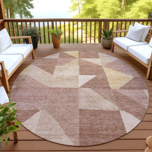 HomeRoots 8' Blush and Wheat Round Geometric Washable Rug – Stylish Indoor/Outdoor Decor for High Traffic Areas 689433