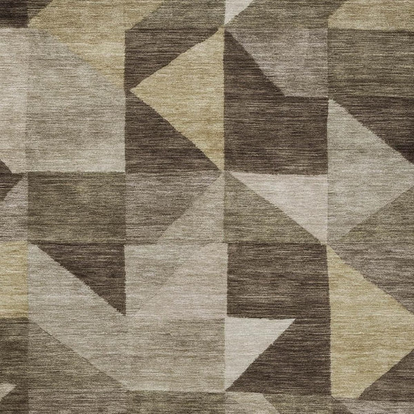 HomeRoots 8' X 10' Brown and Beige Geometric Area Rug – Durable, Washable Design for Indoor & Outdoor Spaces 689440