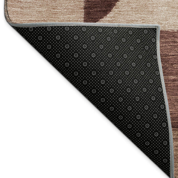 HomeRoots 10' Burgundy and Wheat Geometric Indoor Outdoor Area Rug – Durable, Washable, Stylish & Versatile! 689448